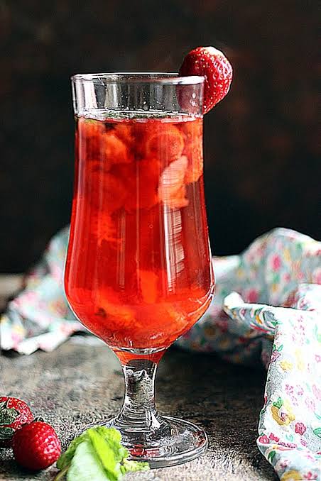 Strawberry Tea/ስትሮቤሪ ሻይ